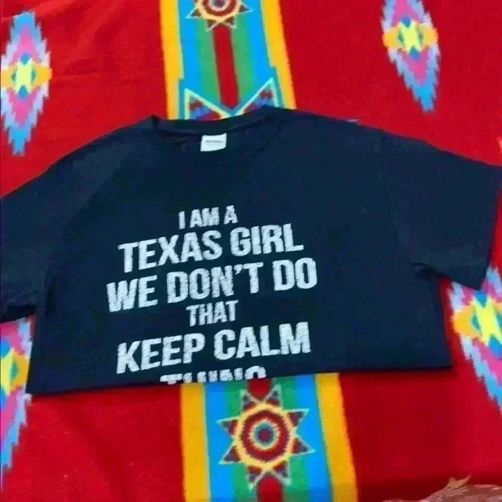 Texas Strong T-shirt ☀️ - Picture 3 of 5